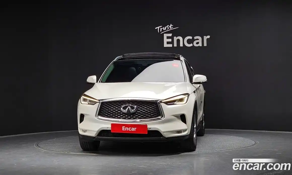 Infiniti QX50 2019 2.0 Автомат в Москве № 244629, фото 3