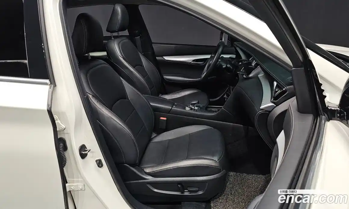 Infiniti QX50 2019 2.0 Автомат в Москве № 244629, фото 10