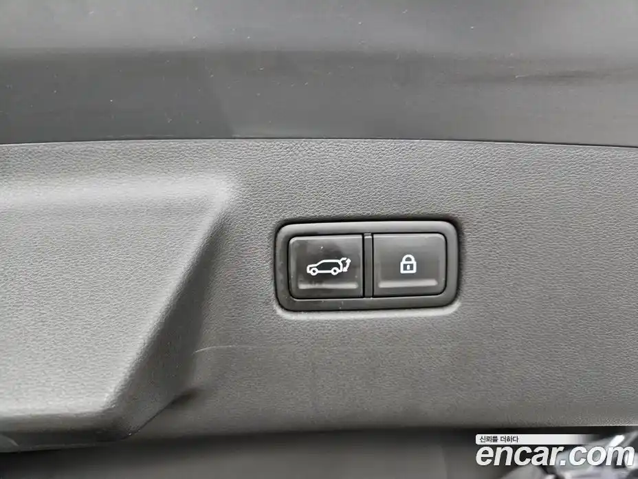 Hyundai Santa Fe 2024 1.6 Автомат в Москве № 246157, фото 15