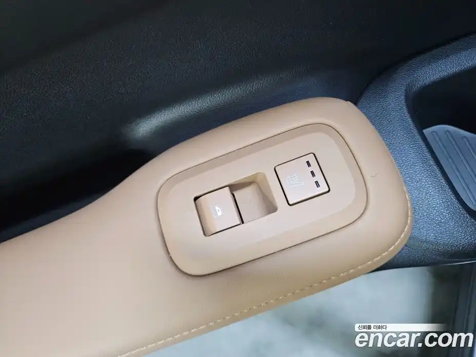 Hyundai Santa Fe 2024 1.6 Автомат в Москве № 246157, фото 17