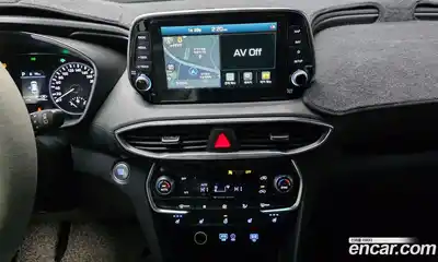 Hyundai Santa Fe 2020 2.0 Автомат в Москве № 2478, миниатюра 2