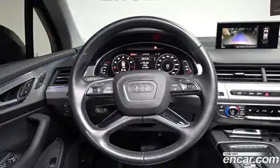 Audi Q7 2019 2.0 Автомат в Москве № 249299, миниатюра 3