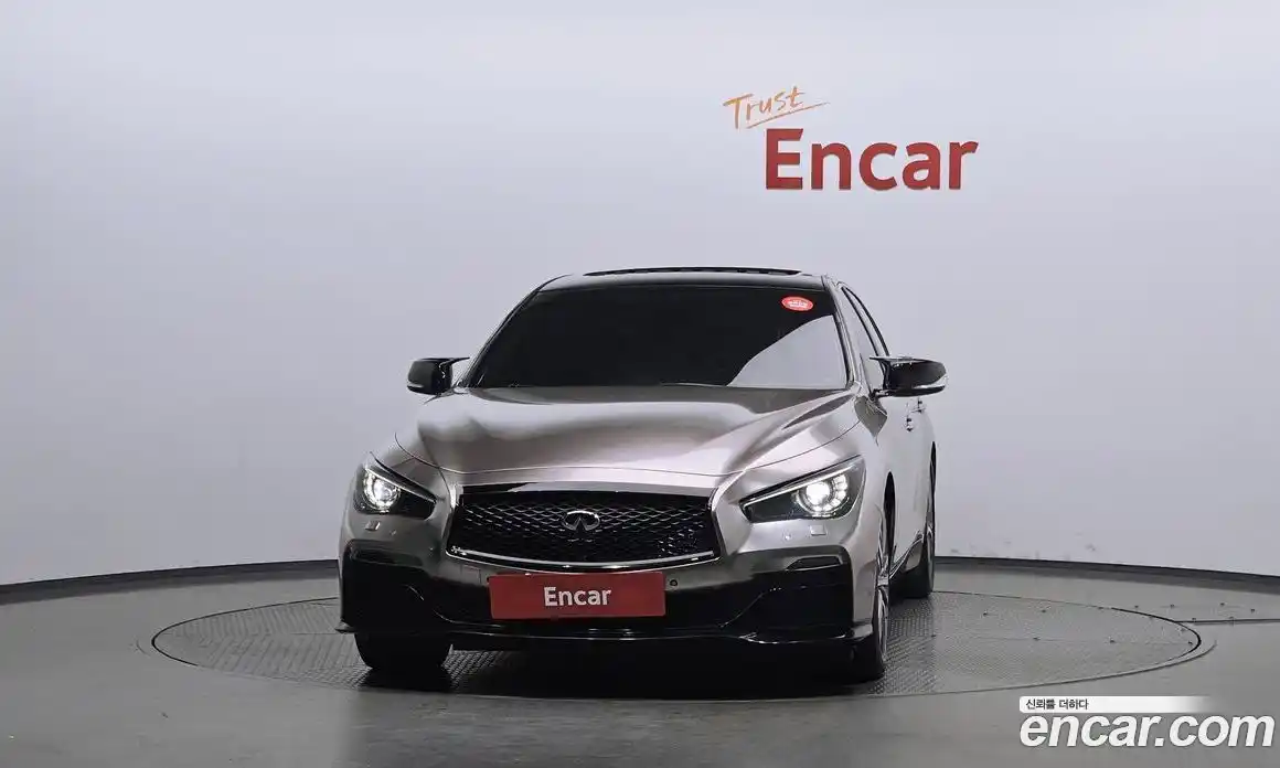 Infiniti Q50 2018 3.5 Автомат в Москве № 256144, фото 3