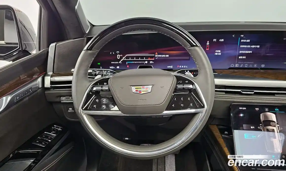 Cadillac Escalade 2025 6.2 Автомат в Москве № 256345, фото 18