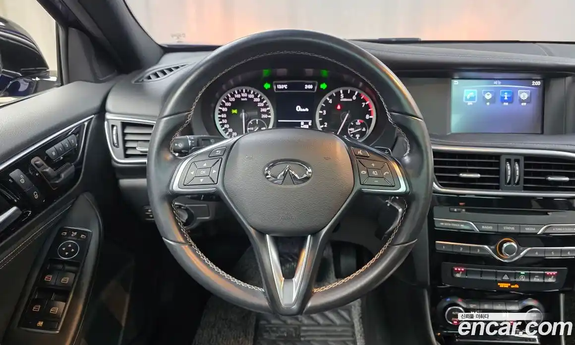 Infiniti Q30 2019 2.0 Автомат в Москве № 267457, фото 15