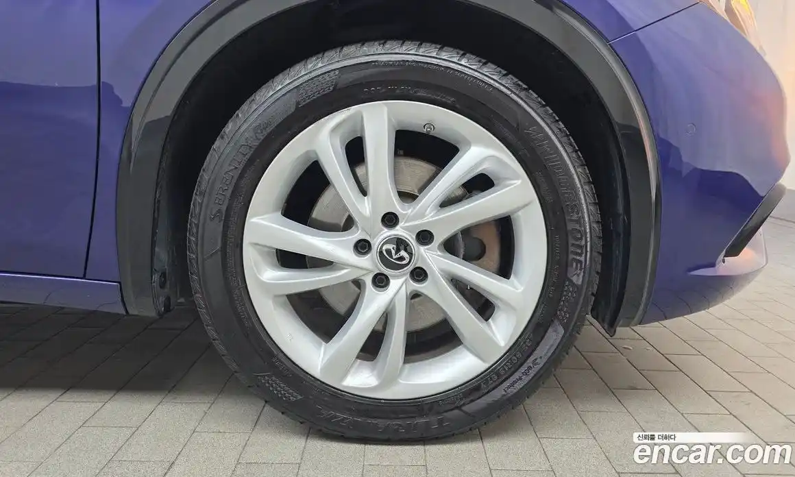 Infiniti Q30 2019 2.0 Автомат в Москве № 267457, фото 5