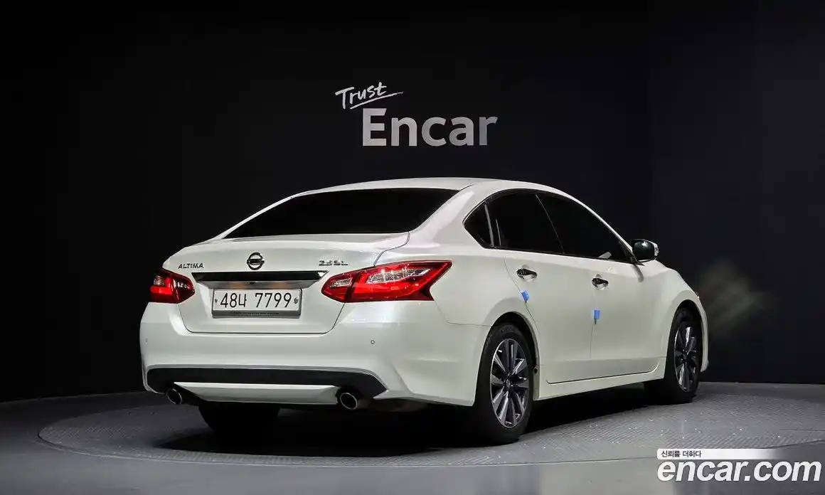 Nissan Altima 2017 2.5 Автомат в Москве № 284983, фото 17