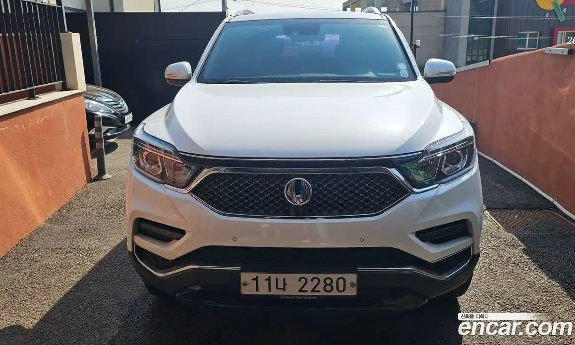 SsangYong Rexton 2018 2.2 Автомат в Москве № 291779, фото 3