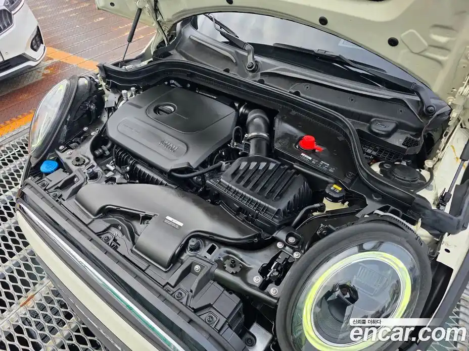 Mini Cooper 2022 1.5 Автомат в Москве № 299497, фото 17