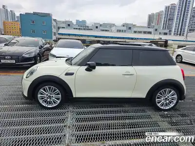 Mini Cooper 2022 1.5 Автомат в Москве № 299497, миниатюра 2