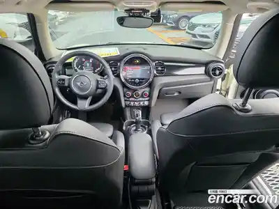 Mini Cooper 2022 1.5 Автомат в Москве № 299497, миниатюра 6