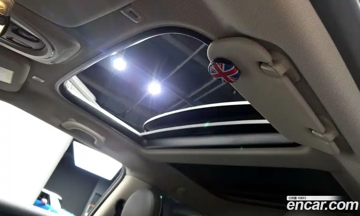 Mini Cooper 2022 1.5 Автомат в Москве № 299595, фото 11