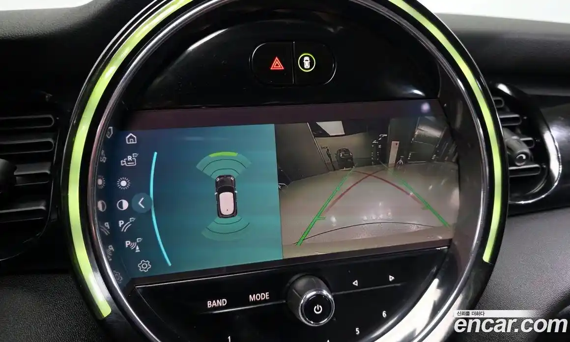 Mini Cooper 2022 1.5 Автомат в Москве № 299595, фото 3