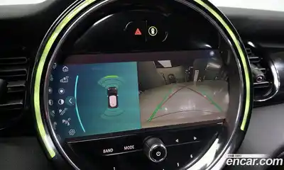 Mini Cooper 2022 1.5 Автомат в Москве № 299595, миниатюра 3