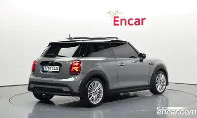 Mini Cooper 2022 1.5 Автомат в Москве № 299595, миниатюра 4