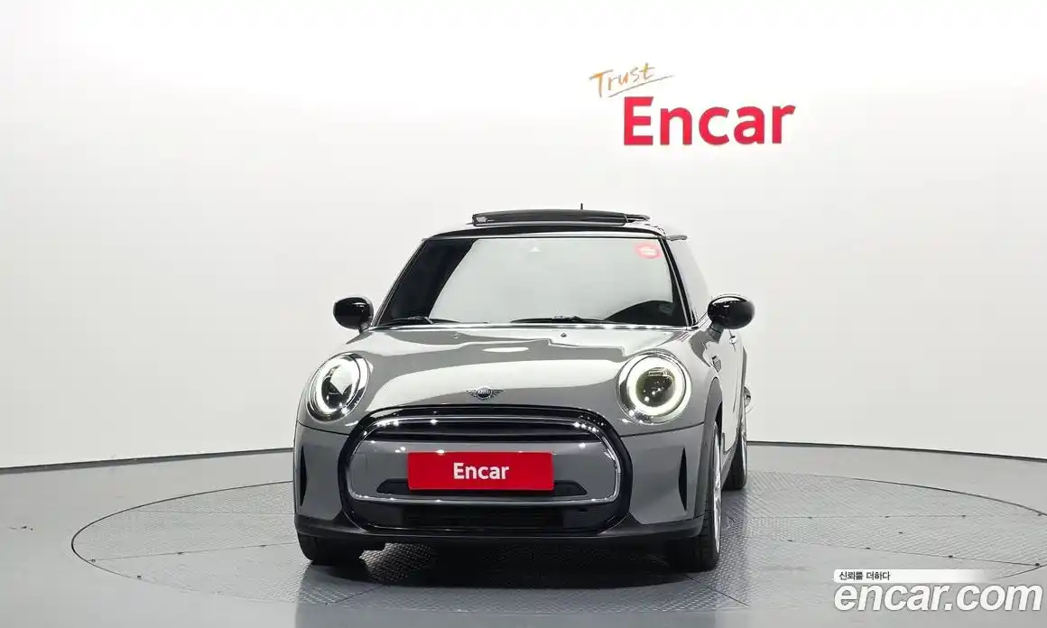 Mini Cooper 2022 1.5 Автомат в Москве № 299595, фото 8