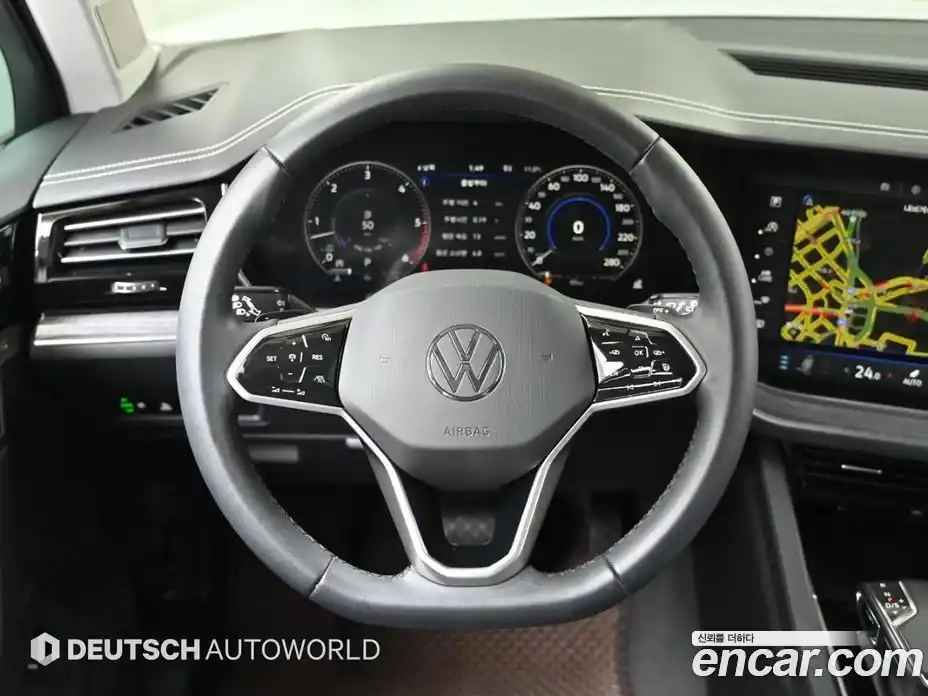 Volkswagen Touareg 2023 3.0 Автомат в Москве № 301795, фото 13