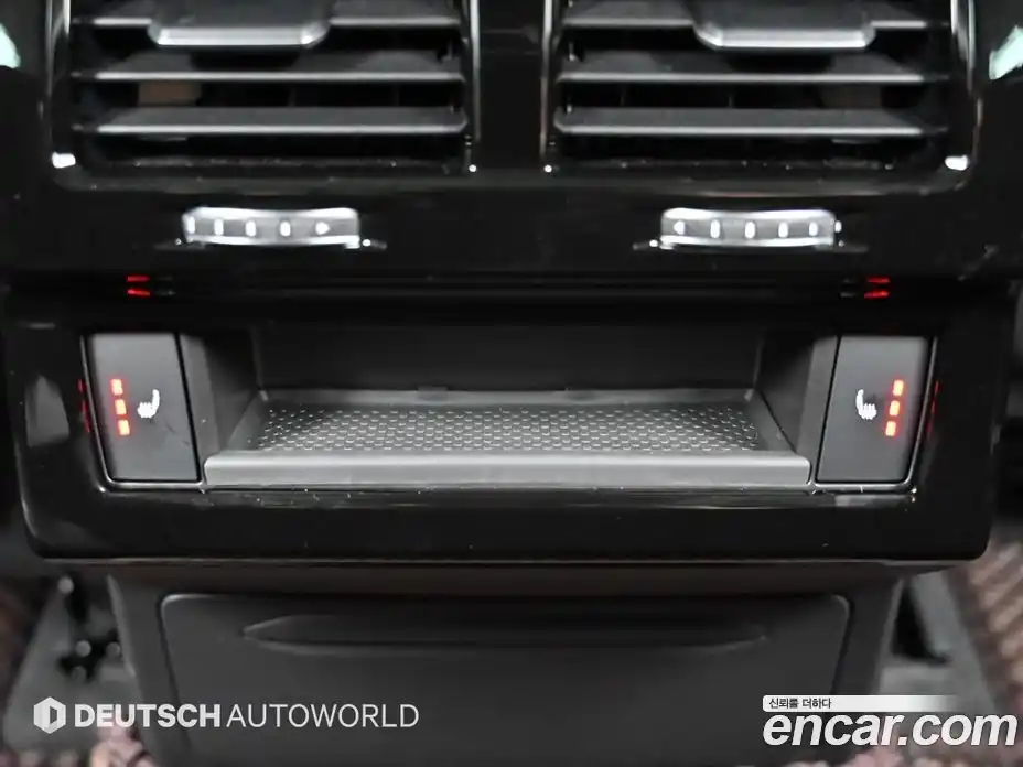 Volkswagen Touareg 2023 3.0 Автомат в Москве № 301795, фото 16