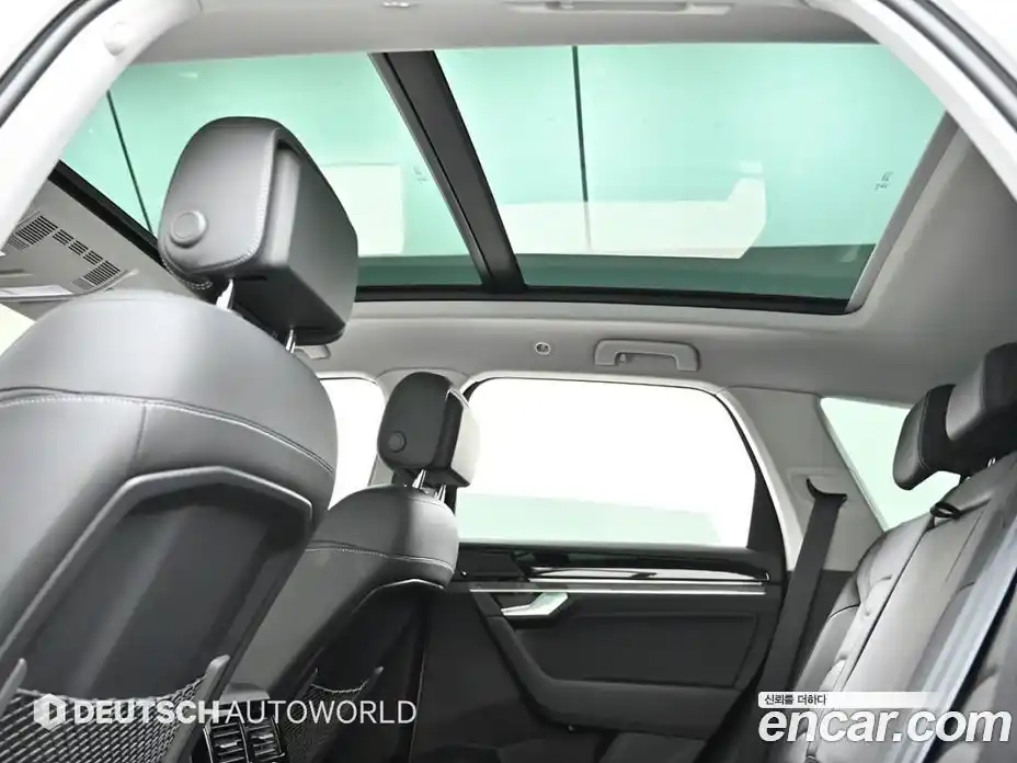 Volkswagen Touareg 2023 3.0 Автомат в Москве № 301795, фото 18