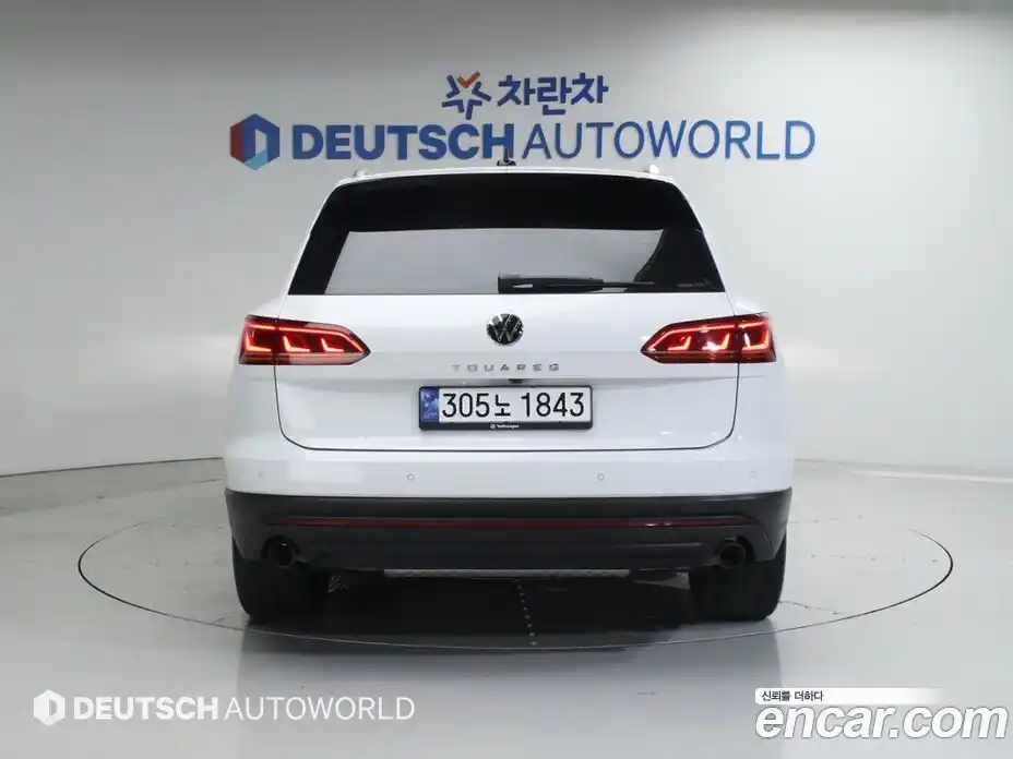 Volkswagen Touareg 2023 3.0 Автомат в Москве № 301795, фото 4