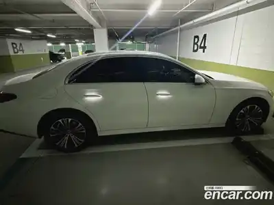 Mercedes-Benz E-Class 2026 2.0 Автомат в Москве № 307261, миниатюра 4