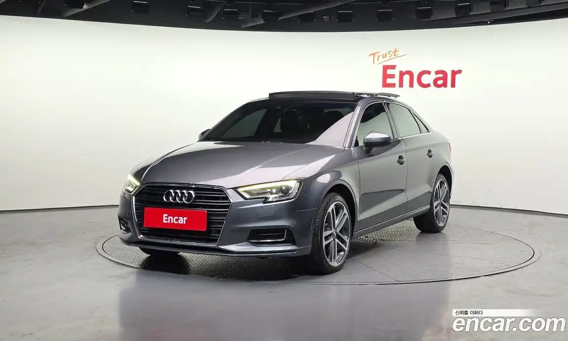 Audi A3 2019 2.0 Автомат в Москве № 312170, фото 4