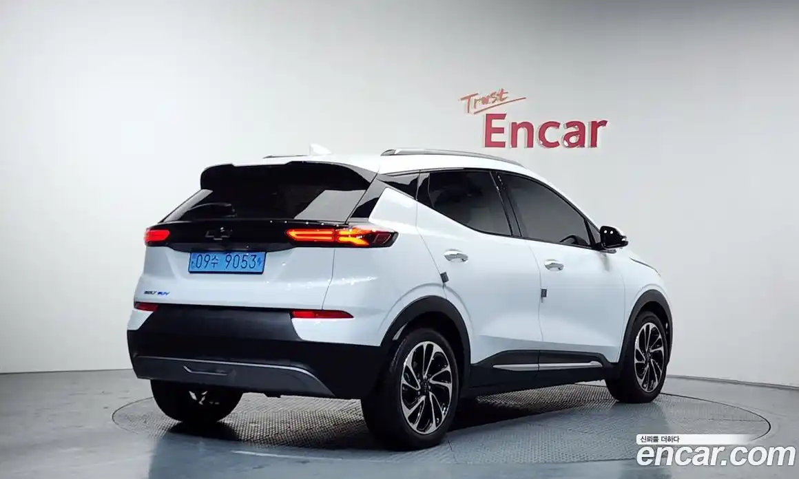 Chevrolet 볼트 EUV 2022 0.2 Автомат в Москве № 314136, фото 1