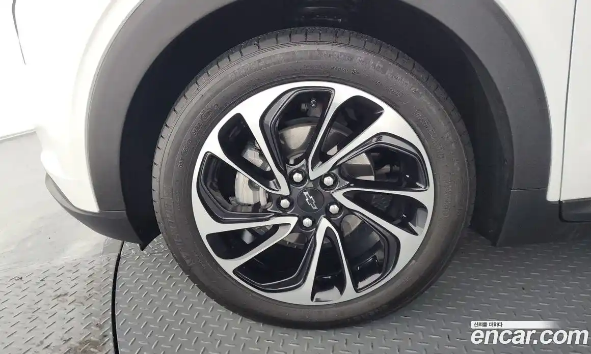 Chevrolet 볼트 EUV 2022 0.2 Автомат в Москве № 314136, фото 4