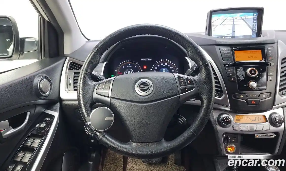 SsangYong Korando 2015 2.0 Автомат в Москве № 31470, фото 17