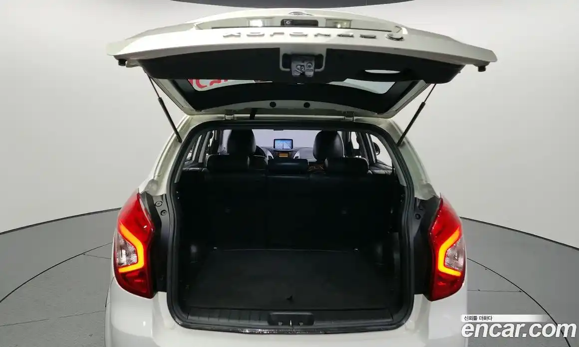 SsangYong Korando 2015 2.0 Автомат в Москве № 31470, фото 4