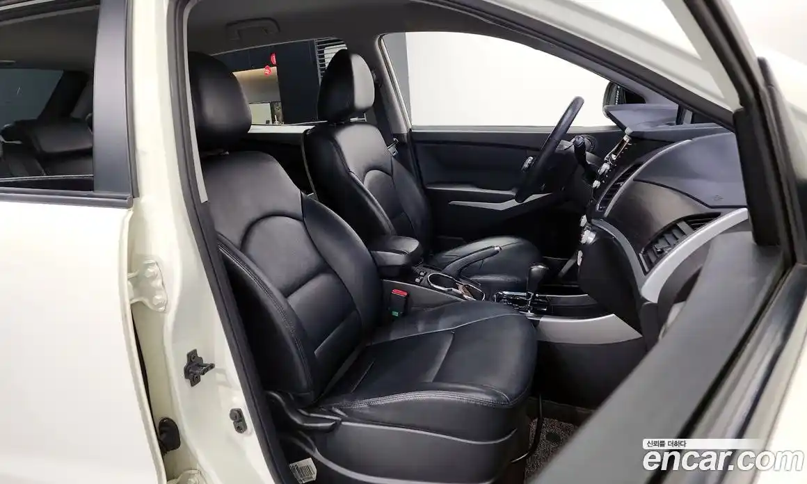 SsangYong Korando 2015 2.0 Автомат в Москве № 31470, фото 5