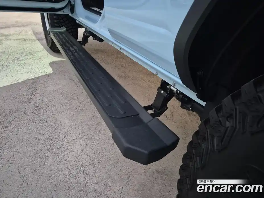 Ford Bronco 2023 2.7 Автомат в Москве № 318787, фото 8