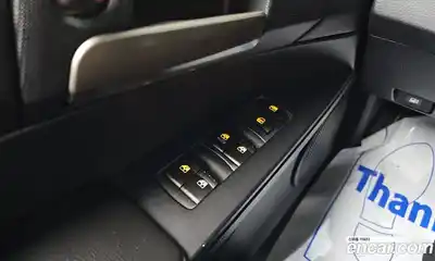 SsangYong Korando 2018 2.2 Автомат в Москве № 32569, миниатюра 4