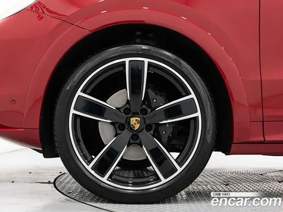 Porsche Cayenne 2023 3.0 Автомат в Москве № 332509, фото 5