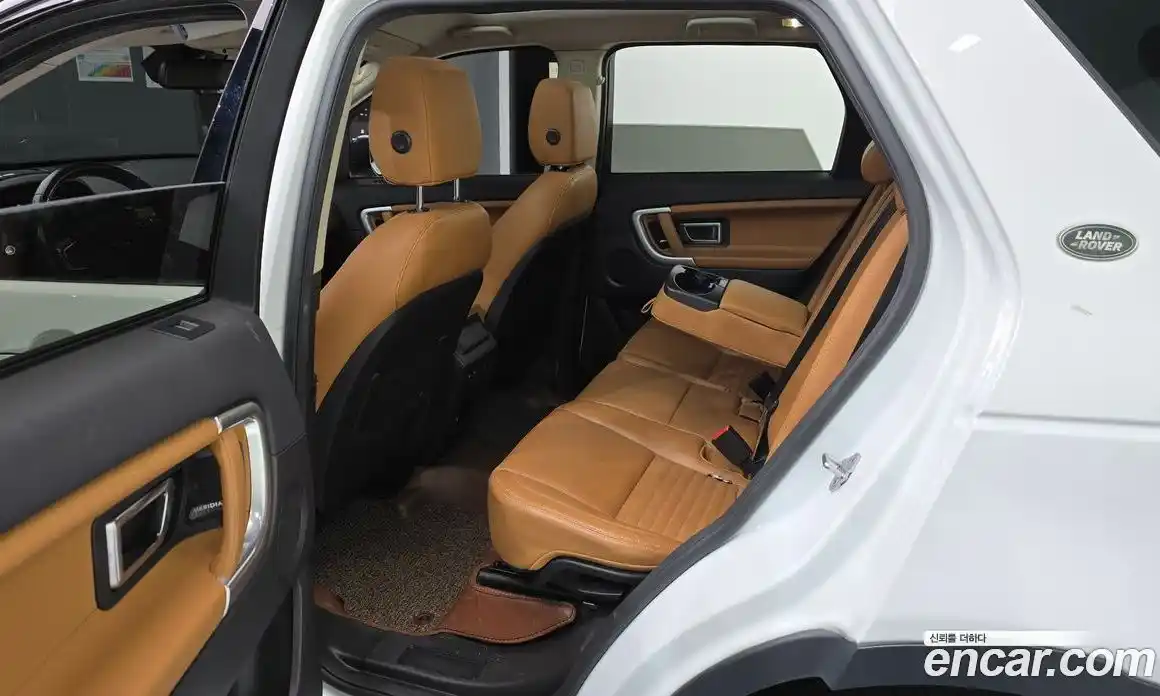 Land Rover Discovery Sport 2019 2.0 Автомат в Москве № 333589, фото 5