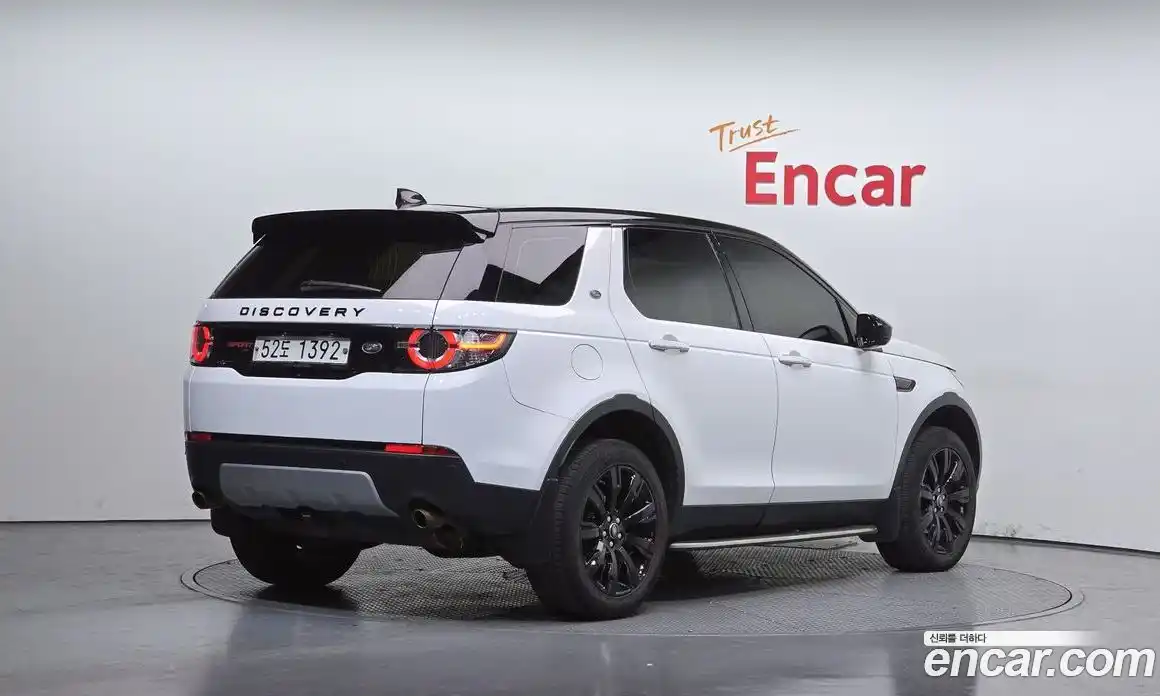 Land Rover Discovery Sport 2019 2.0 Автомат в Москве № 333589, фото 8