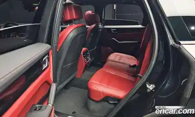 Porsche Cayenne 2021 3.0 Автомат в Москве № 344528, миниатюра 5
