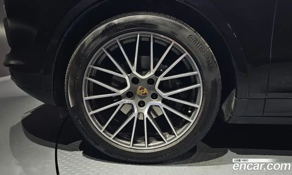 Porsche Cayenne 2021 3.0 Автомат в Москве № 344528, фото 6