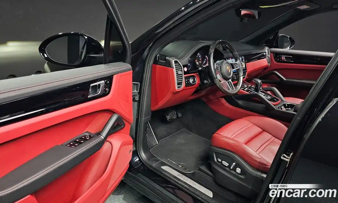 Porsche Cayenne 2021 3.0 Автомат в Москве № 344528, фото 9