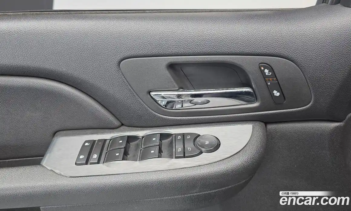 Chevrolet Tahoe 2008 6.0 Автомат в Москве № 346620, фото 17