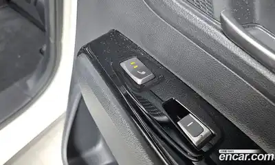 SsangYong Korando 2024 1.5 Автомат в Москве № 34879, миниатюра 3