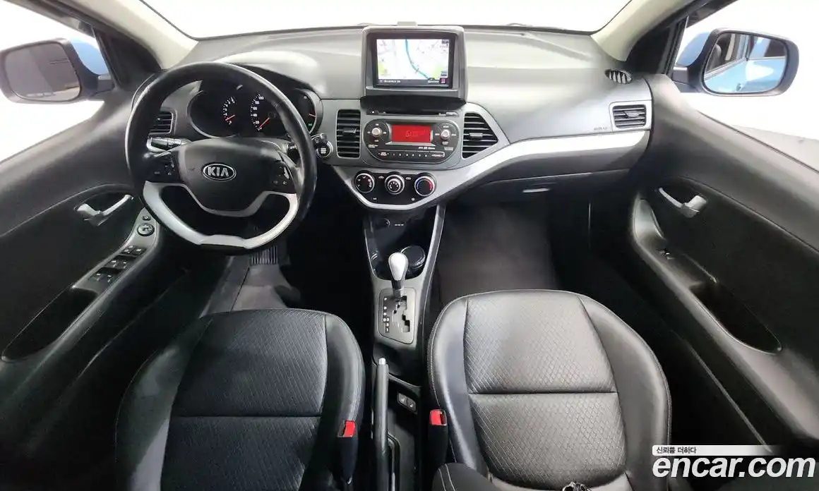 Kia Morning 2013 1.0 Автомат в Москве № 359785, фото 7