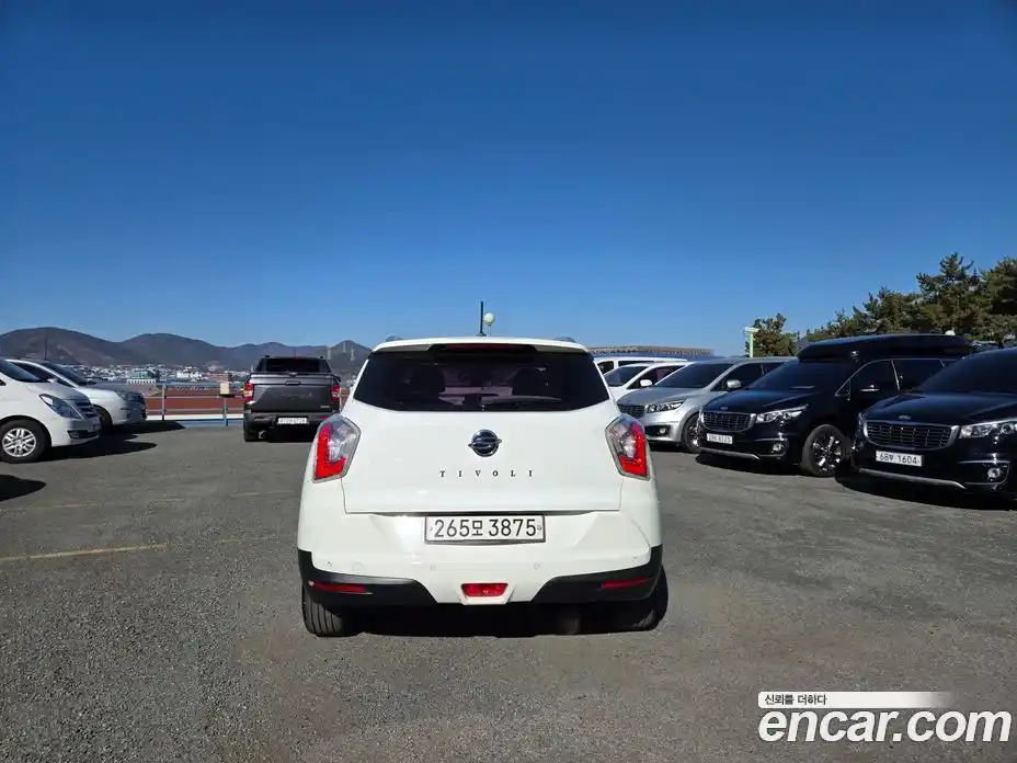 SsangYong TIBOLI 2016 1.6 Автомат в Москве № 36171, фото 4