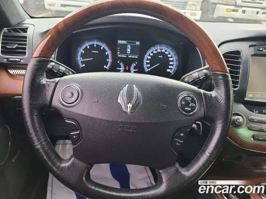 SsangYong Chairman 2016 3.2 Автомат в Москве № 36184, фото 12