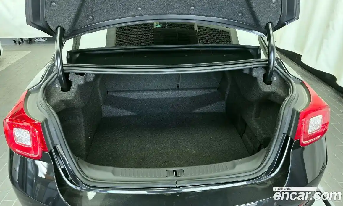 Chevrolet Malibu 2014 2.4 Автомат в Москве № 37230, фото 9