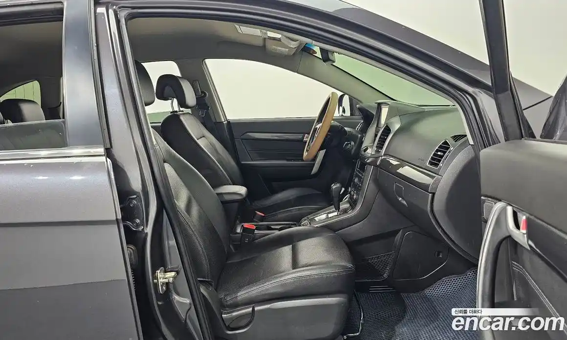 Chevrolet Captiva 2013 2.0 Автомат в Москве № 37301, фото 6