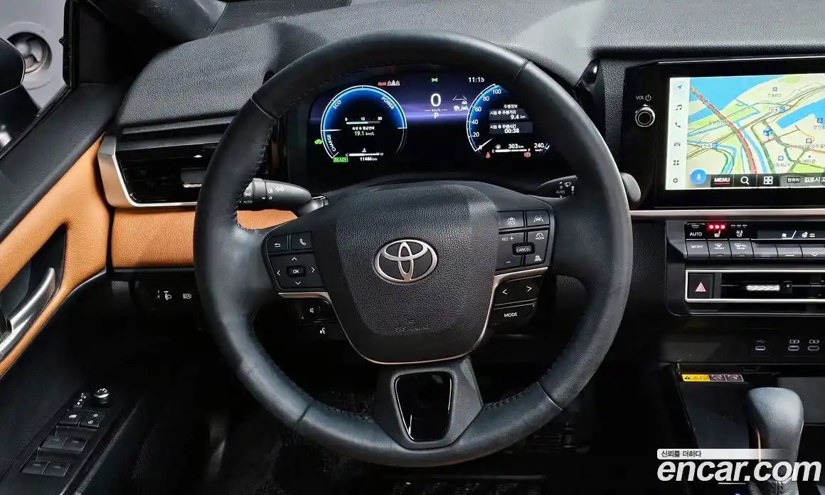 Toyota Camry 2025 2.5 Автомат в Москве № 383811, фото 15