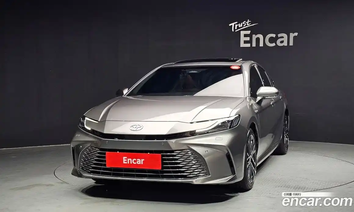 Toyota Camry 2025 2.5 Автомат в Москве № 383811, фото 3