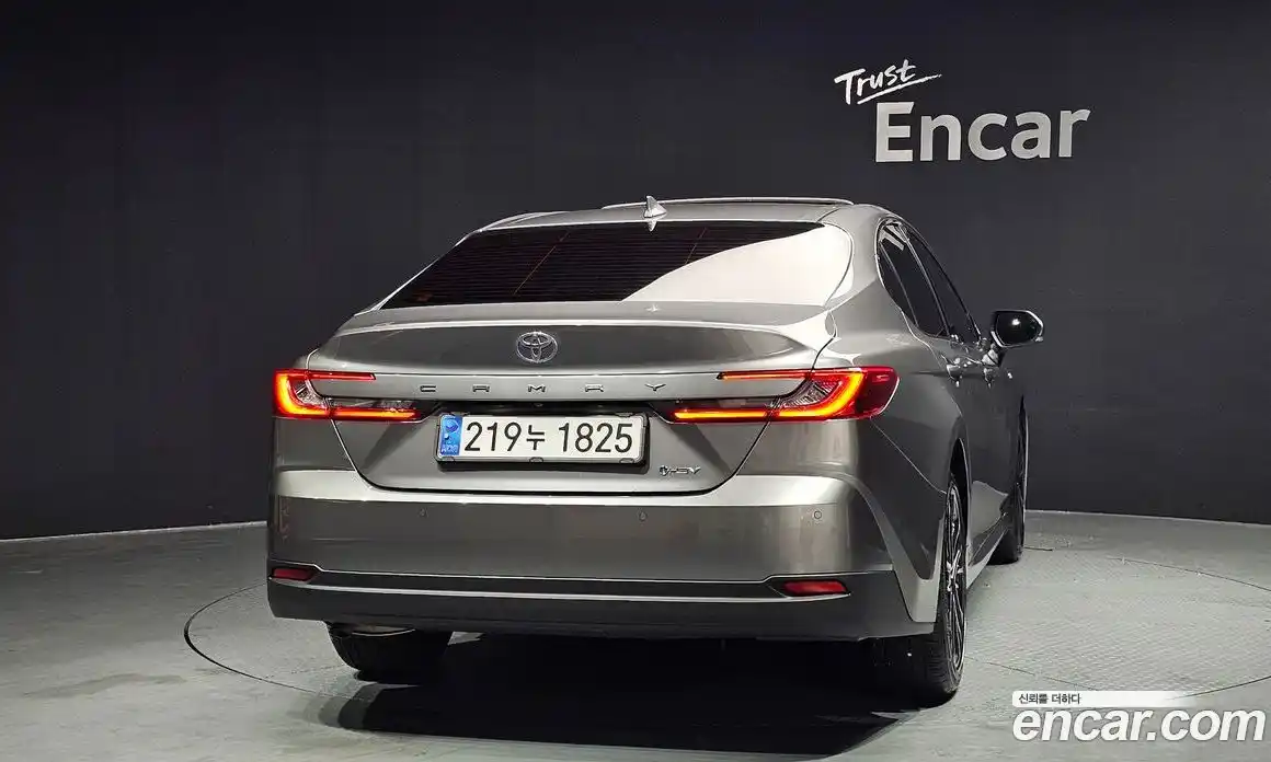 Toyota Camry 2025 2.5 Автомат в Москве № 383811, фото 4