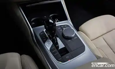 BMW 3-Series 2022 2.0 Автомат в Москве № 384452, миниатюра 9